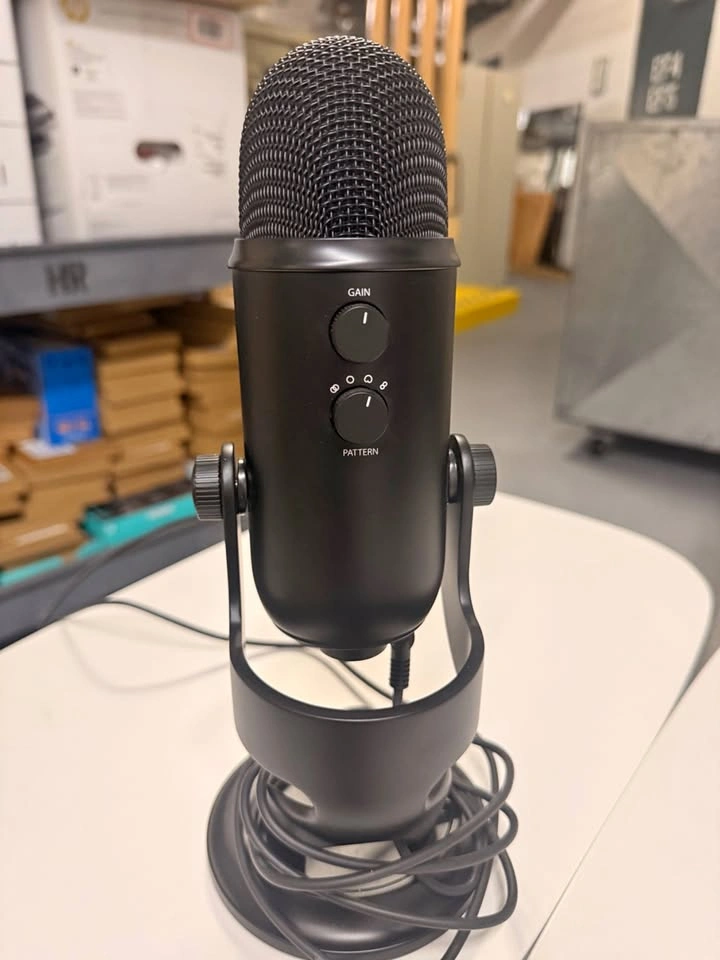 Blue Yeti USB Microphone with Stand and Cable - Blackout