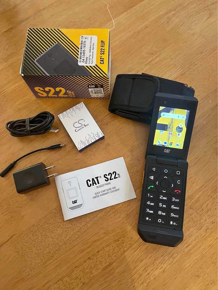 CAT S22 flip phone