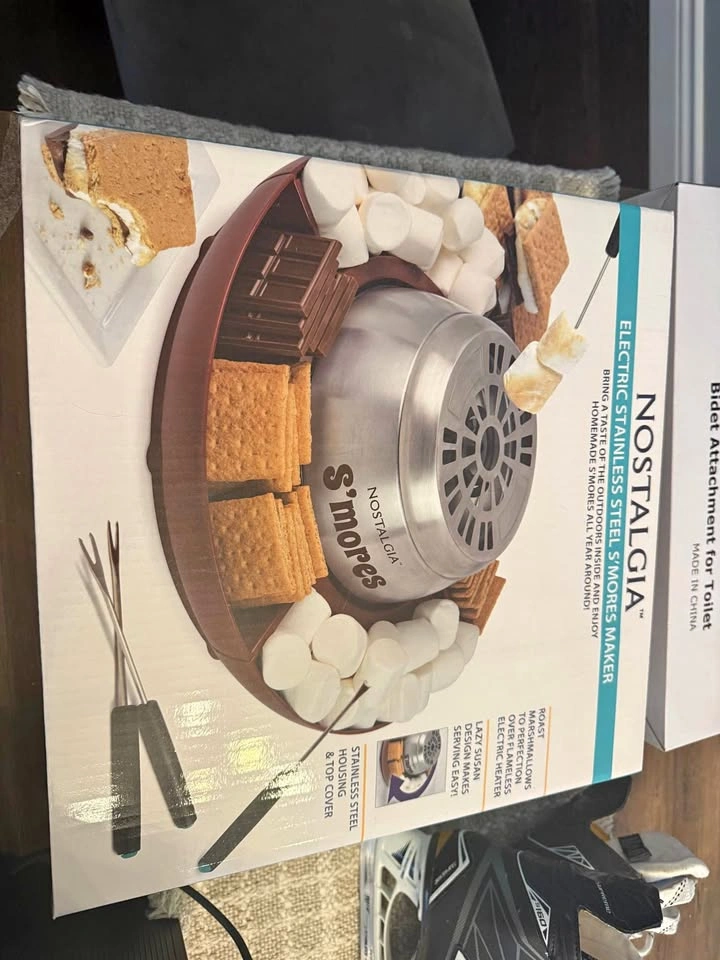 Brand New Smores Kit! Never used