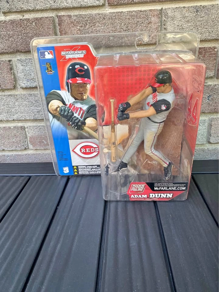 McFarlane's Sportspicks Series 3 Adam Dunn Cincinnati Reds