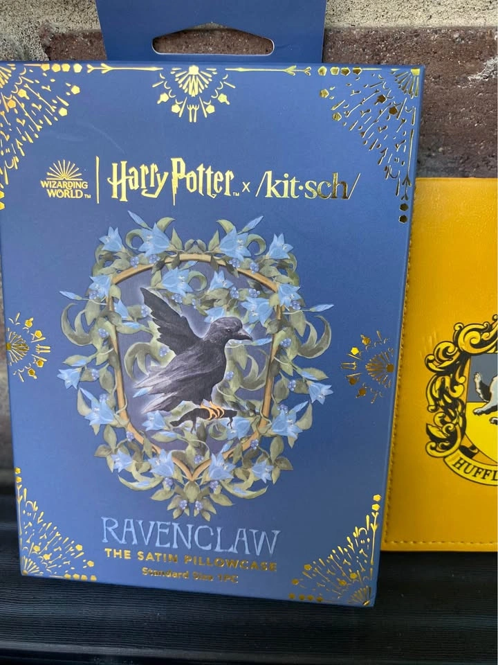 Harry Potter x Kitsch Ravenclaw & Hufflepuff Accessory Bundle - photo 2