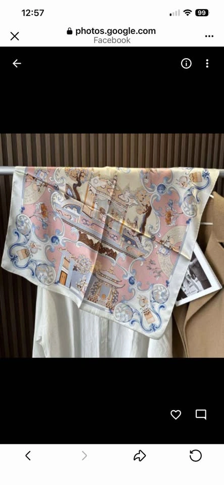 Brand New 100% Mulberry Silk Scarf (68cm x 68cm) - photo 3