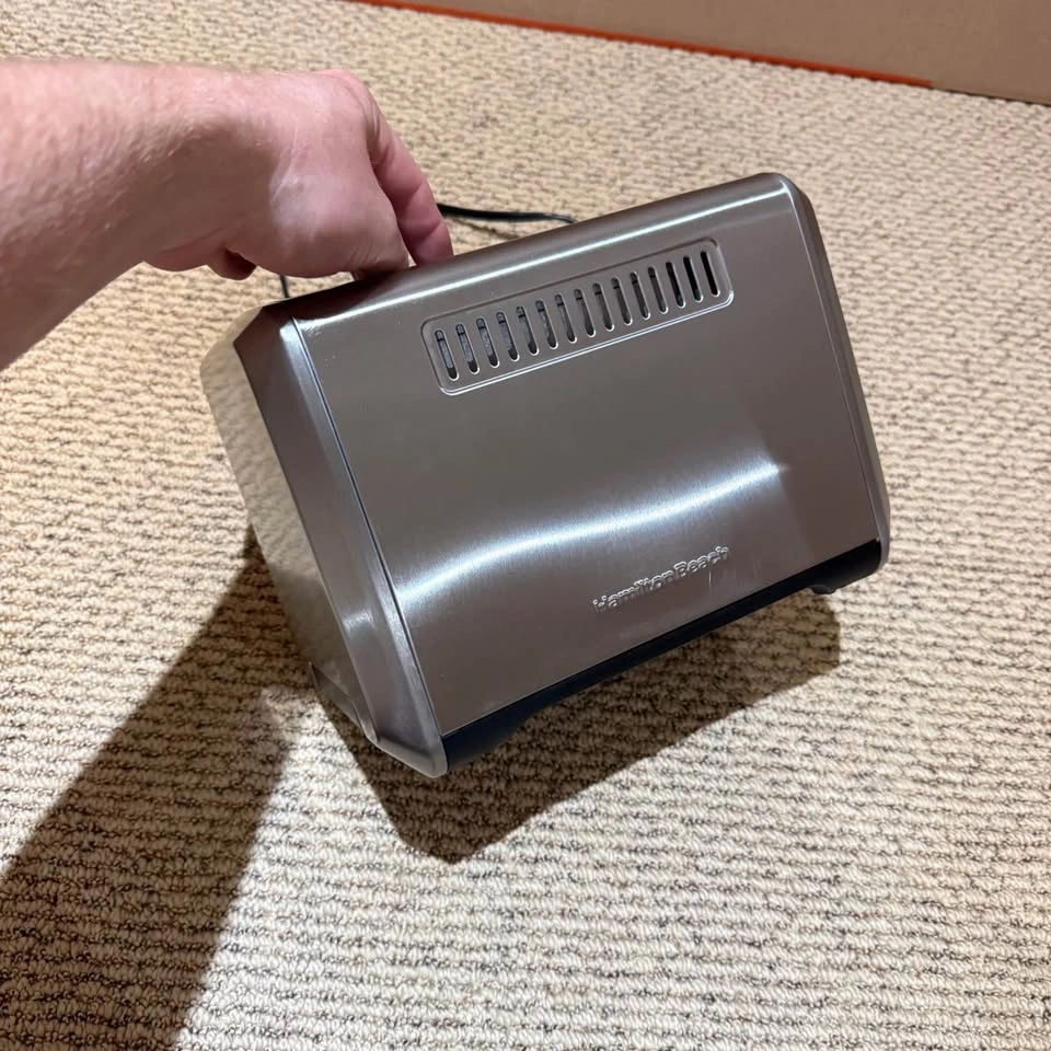 Hamilton Beach 2-Slice Toaster - photo 3