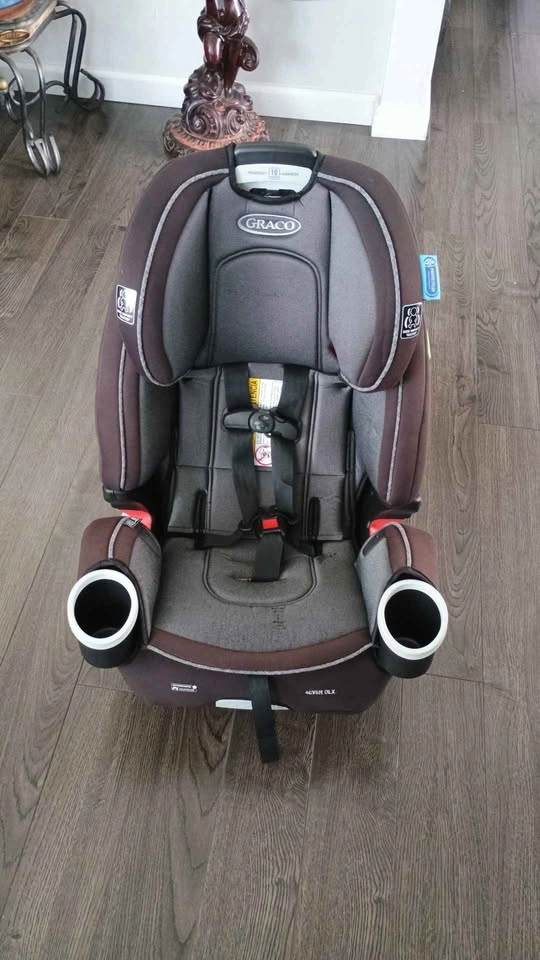 Graco 4Ever DLX 4-in-1 Convertible Car Seat - photo 4