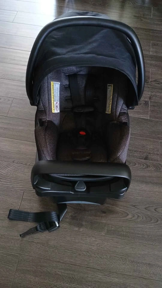 Newborn Car Seat - photo 2