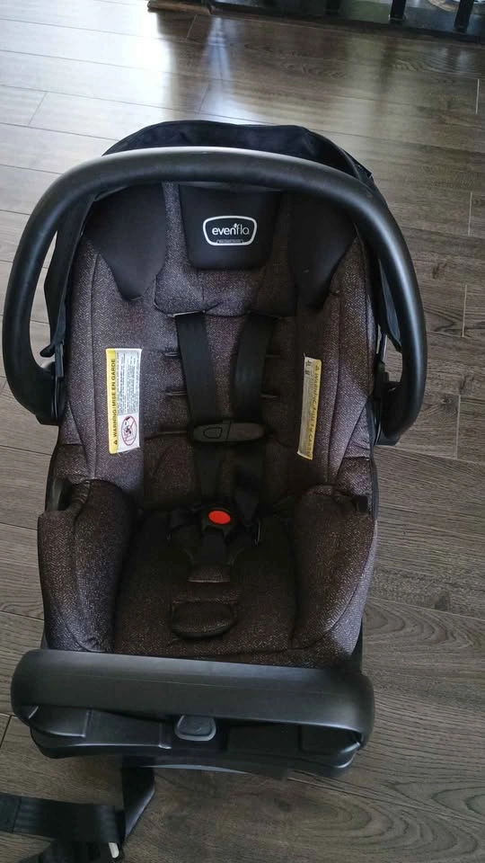 Newborn Car Seat - photo 3
