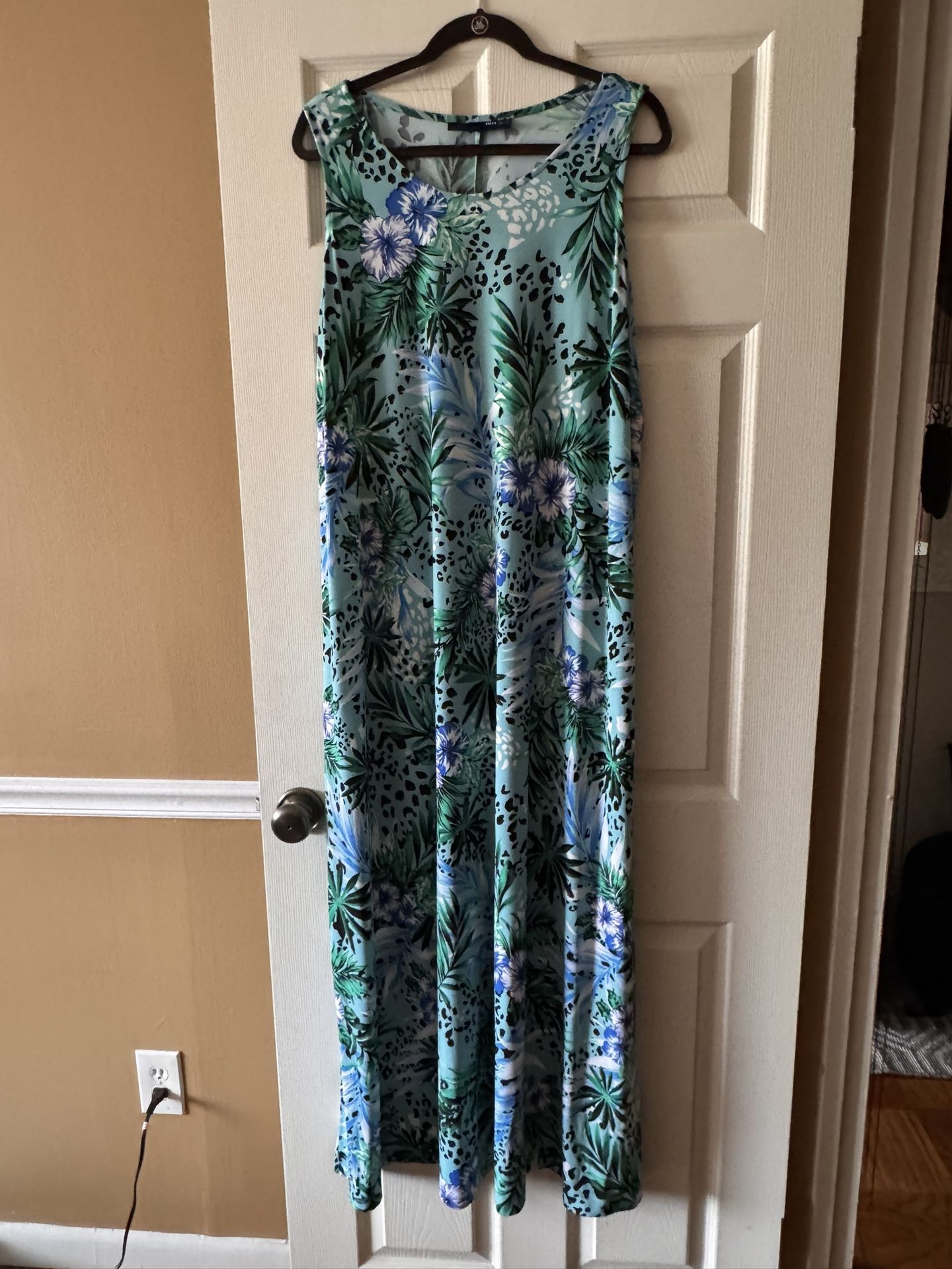 Summer Maxi Dress Size 18-20