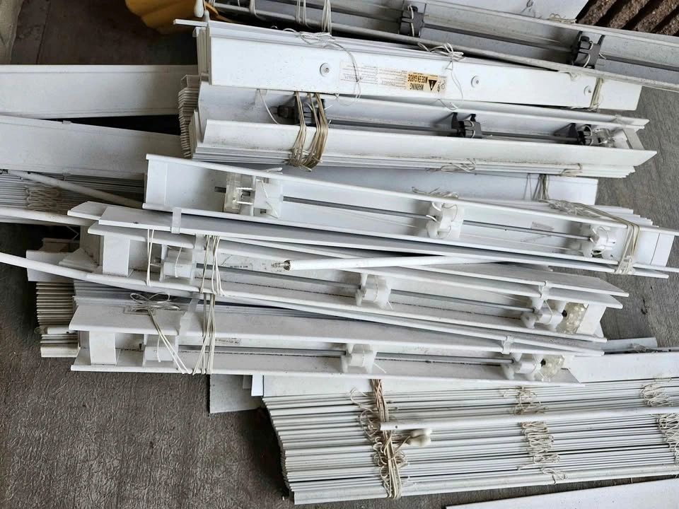 Several sets of Window Blinds