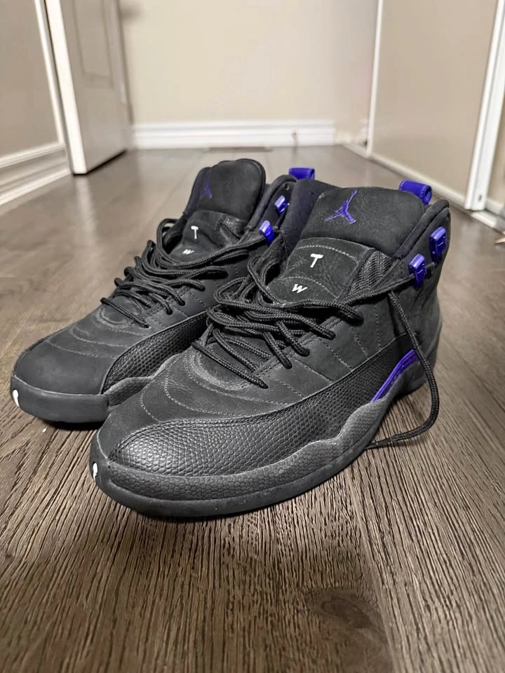 Jordan 12s Dark Concords size 11 NEED GONE
