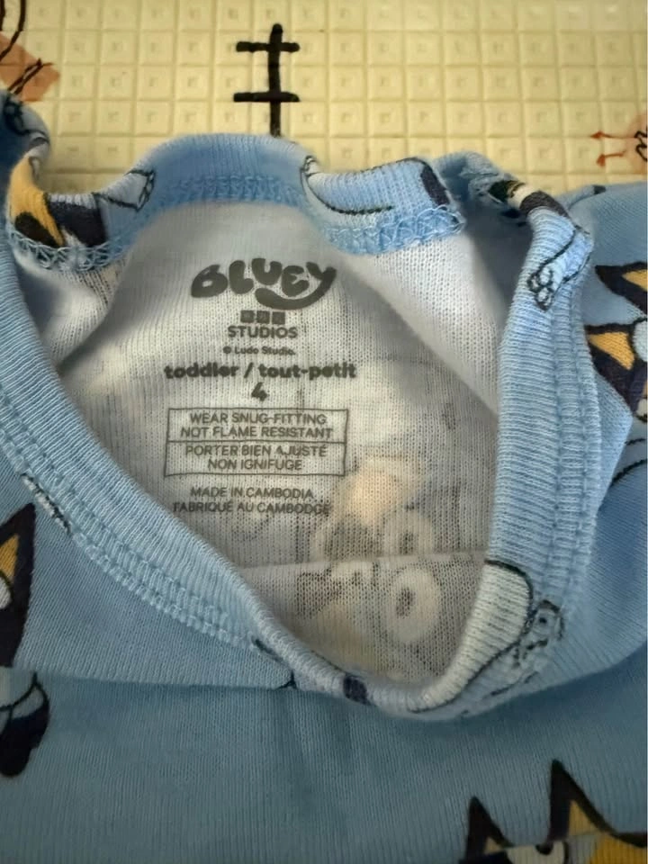Bluey Toddler Pajama Set Size 4T - photo 2