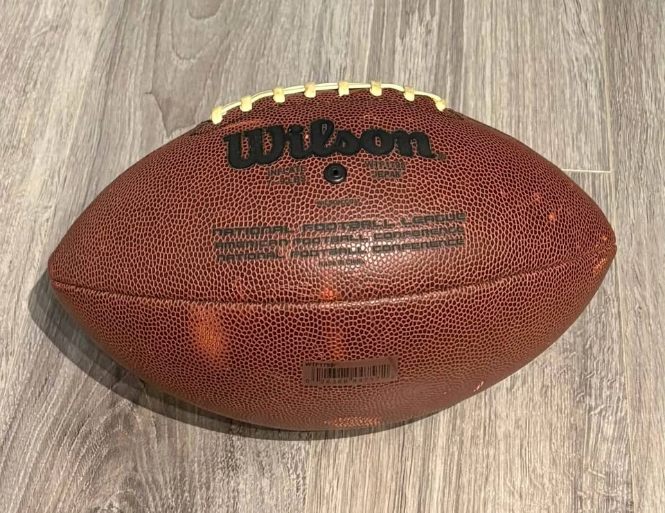 Wilson NFL “Super Grip” composite football - photo 2