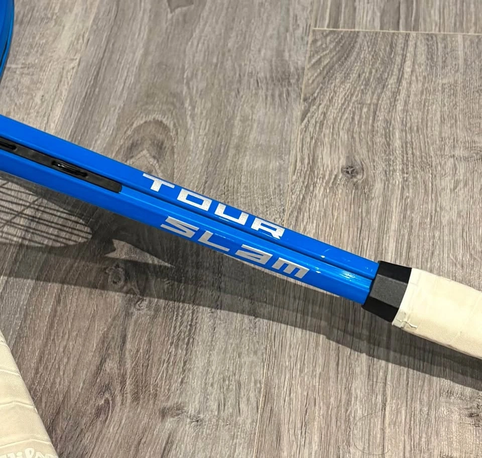 Wilson Tour Slam Lite Adult Recreational Tennis Racket - 4 3/8" - photo 2