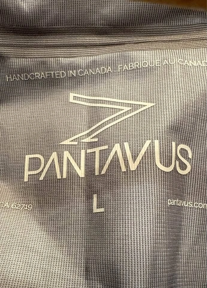 Pantavus Women’s Waterproof Rain Jacket Size Large - photo 3