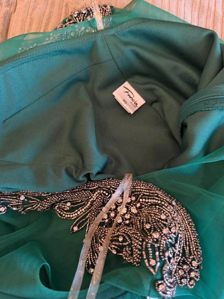 Brand New Funda Allure Evening Dress – Size 40 (EU) - photo 5