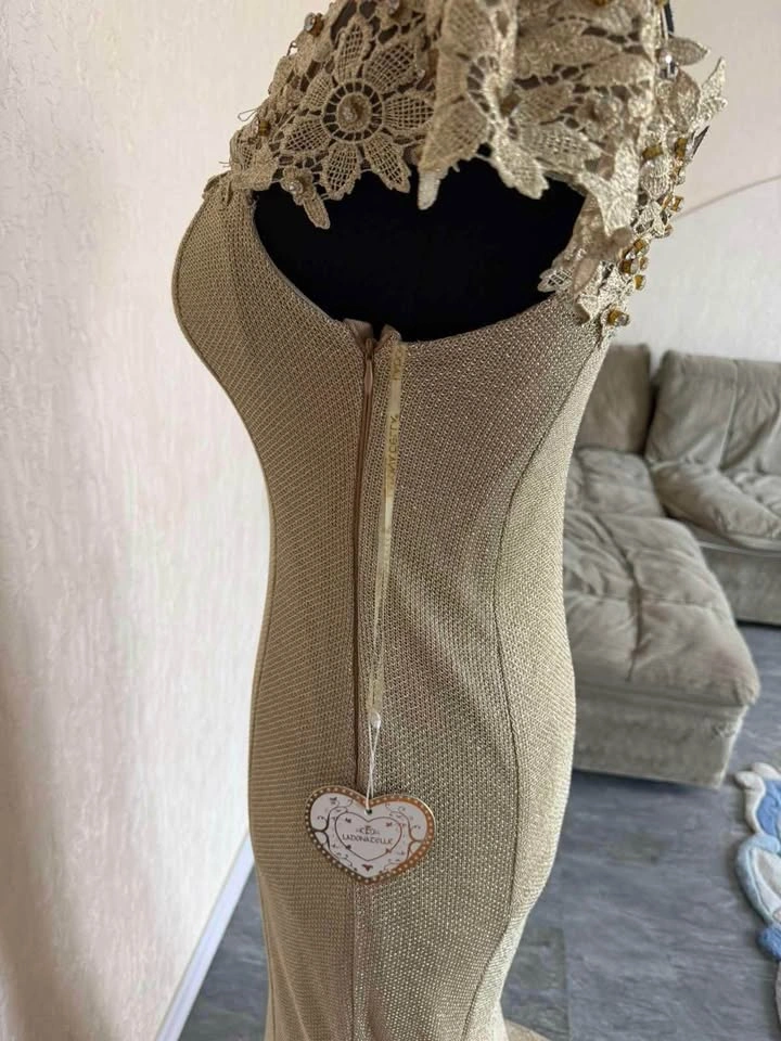 Brand NEW Stunning Champagne Gold Mermaid Evening Gown - photo 5