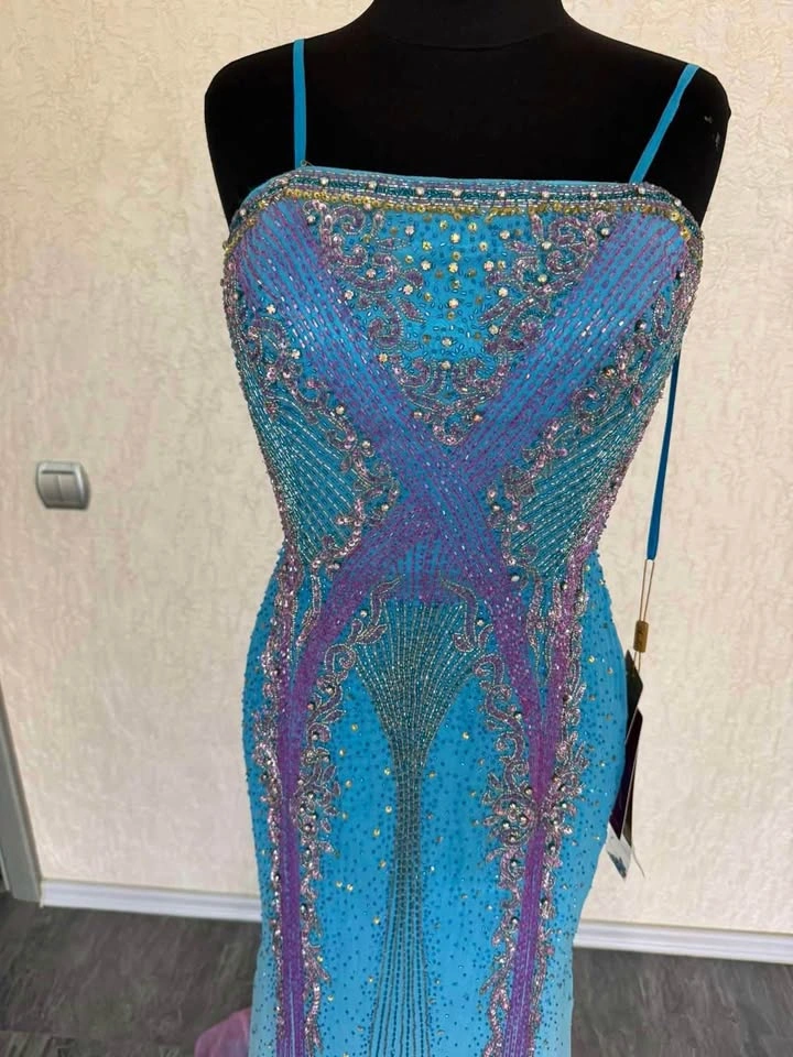 Brand New Beaded Silk Evening Gown - Size 10✨ - photo 2