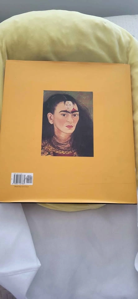 Frida Kahlo Art Book - photo 2