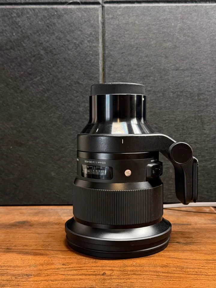 Sigma 105mm f/1.4 DG HSM Art Lens for Sony - photo 2
