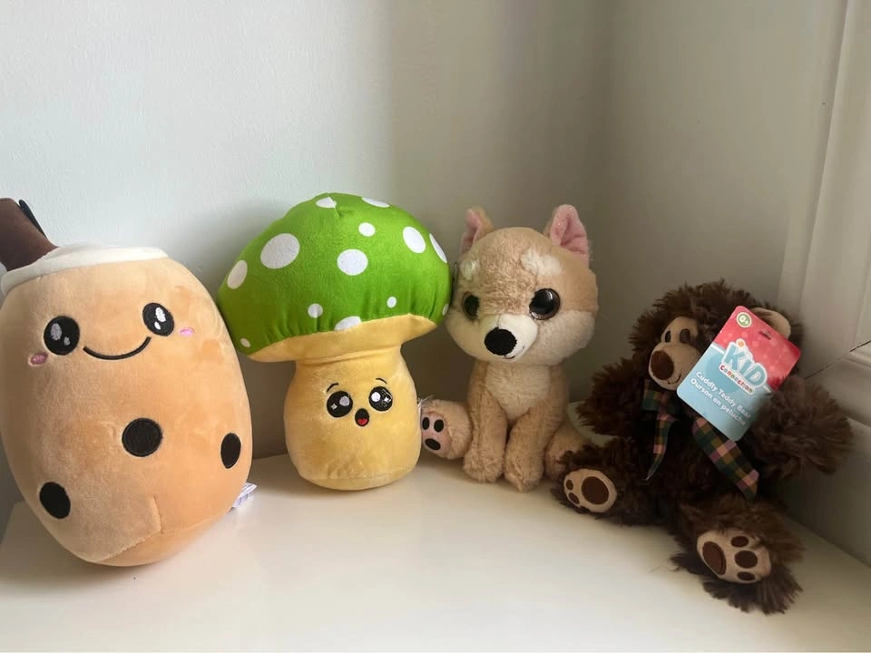 Various Plushies - photo 4