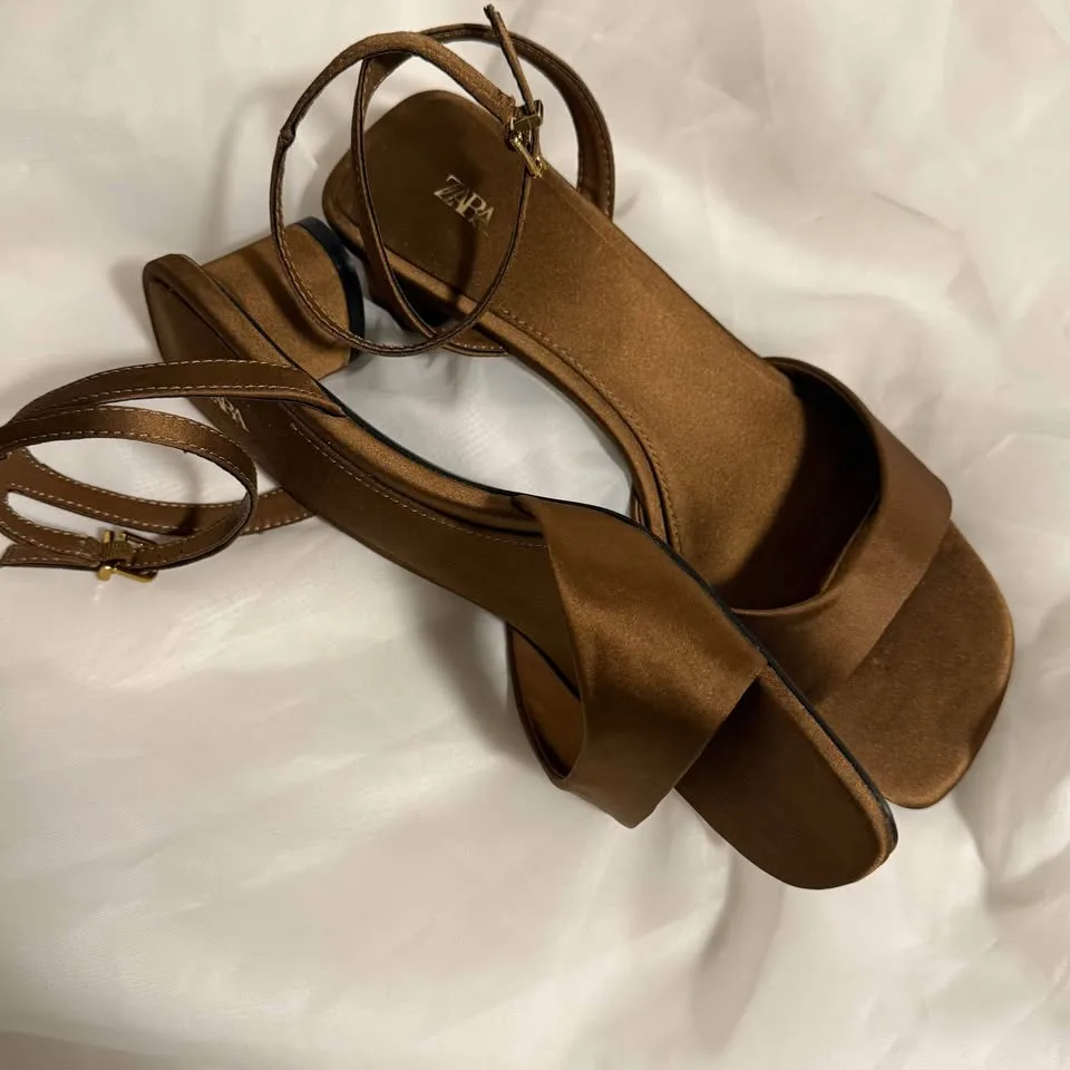 Zara Heels - brandnew image indicator(3)