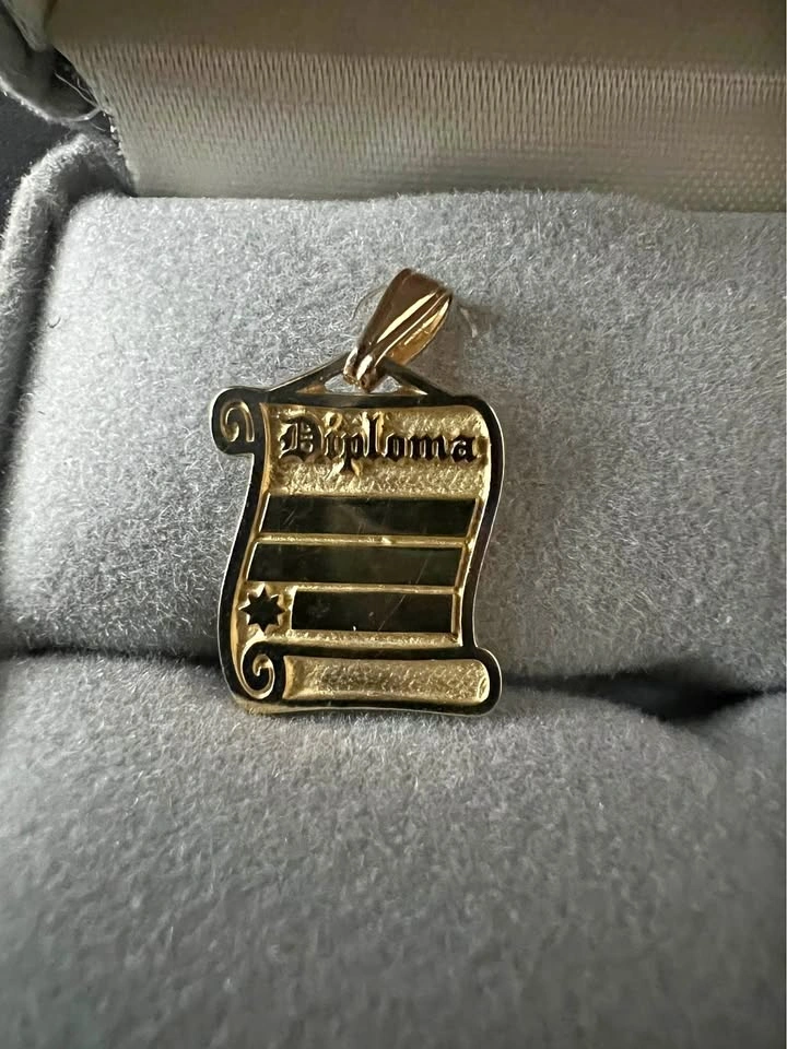 10k Gold Pendant