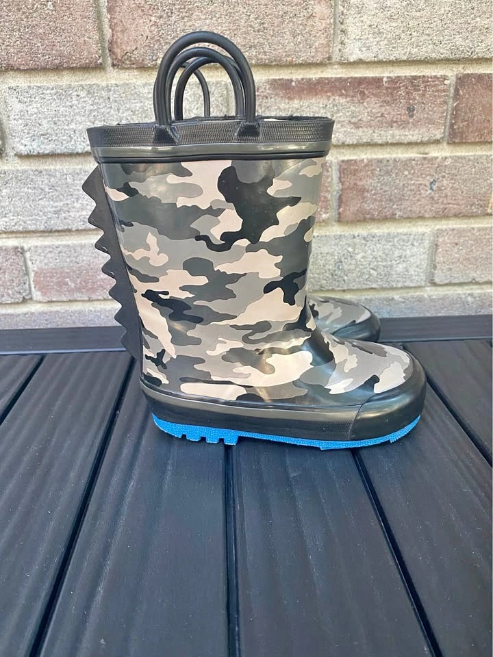 Joe Fresh Kids Size 9T Toddler Boy Camo Rain Boots