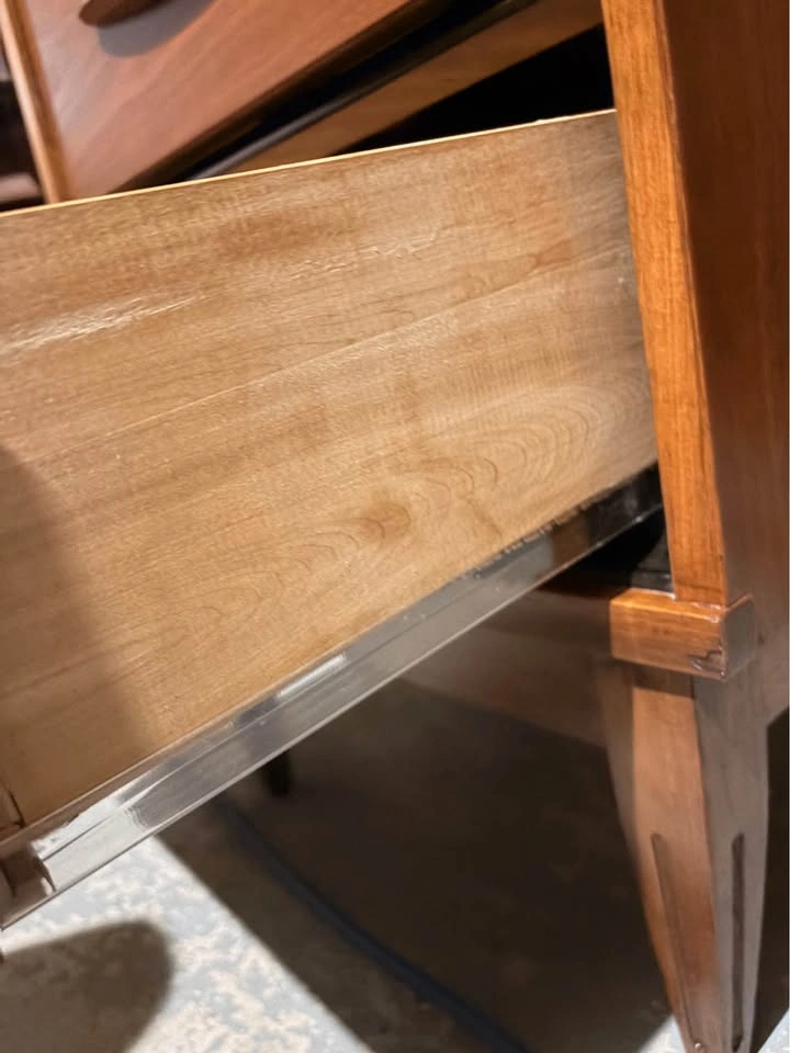 Refinished Mid-Century Modern Walnut Nightstand / End Table - photo 5