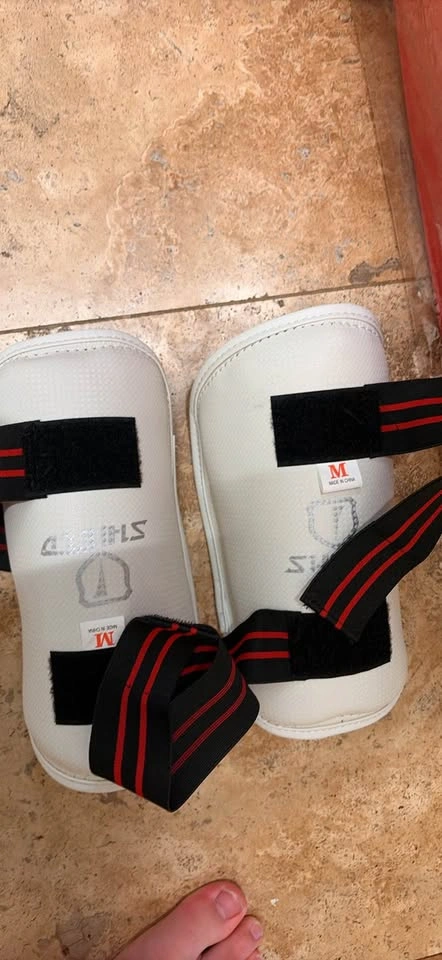 Shield Shin Guards set - photo 2