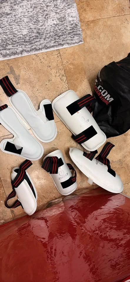 Shield Shin Guards set - photo 5