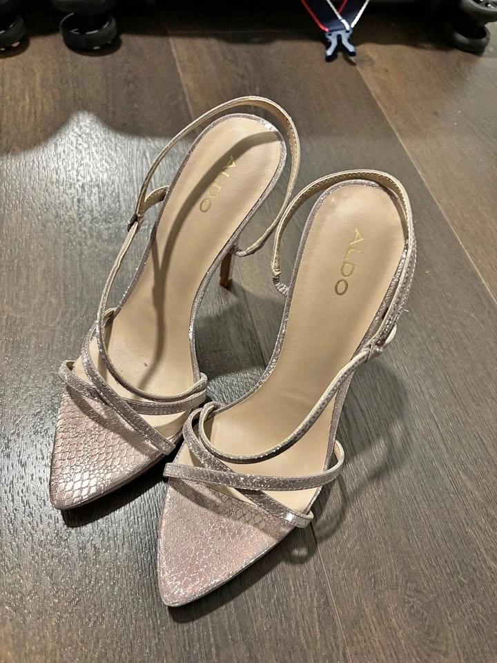 ALDO Rose Gold Heels – Size 7.5