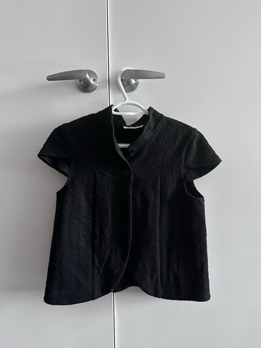 Ricki’s Black Textured Short-Sleeve Swing Jacket – Size 4