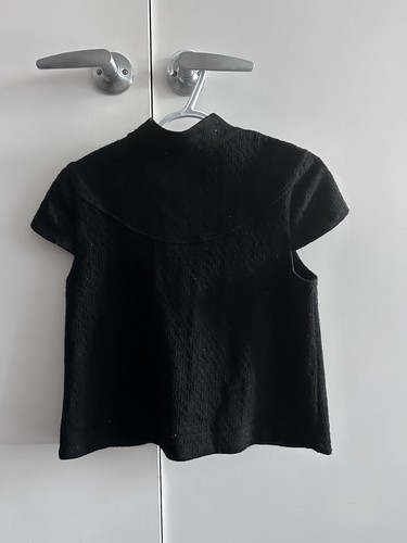 Ricki’s Black Textured Short-Sleeve Swing Jacket – Size 4 - photo 2