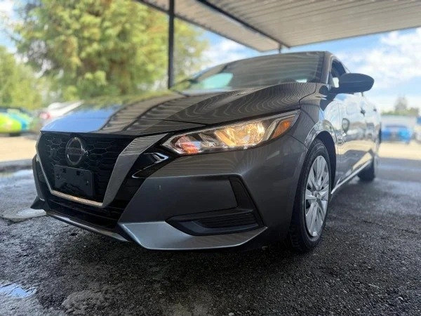 2020 Nissan Sentra - photo 2