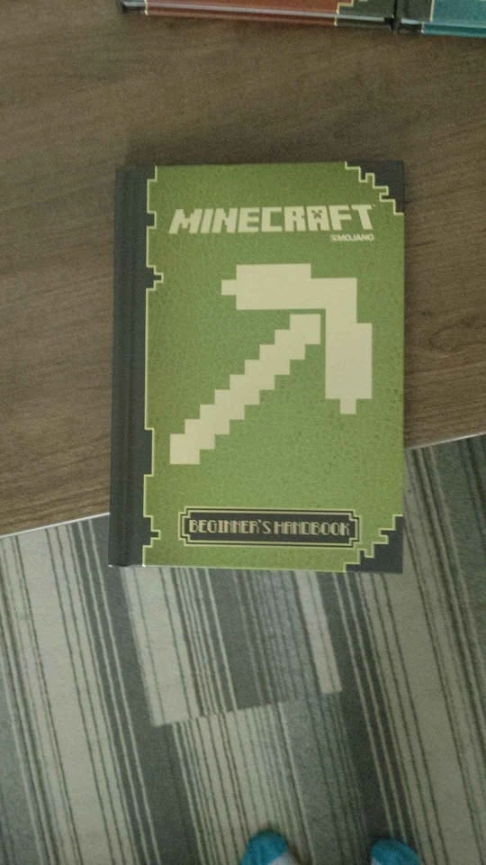 Minecraft complete handbook collection - photo 2