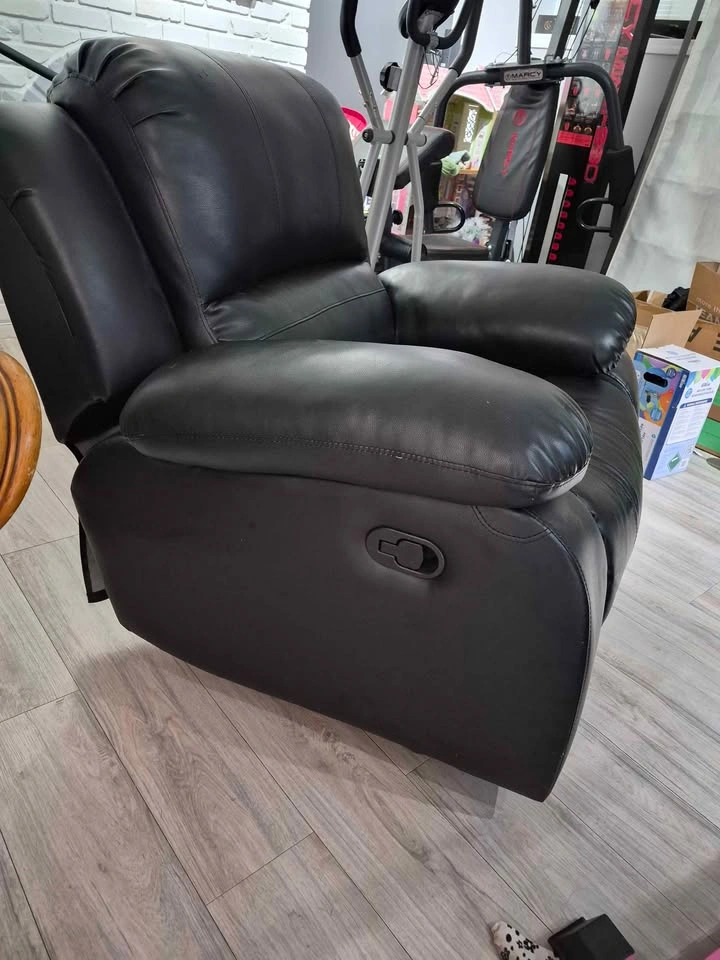 Black Faux Leather Recliner Chair - photo 2