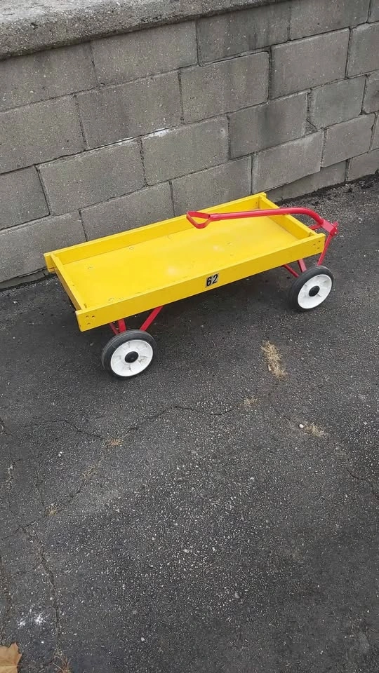 Garden Cart - Wagon Excellent condition. 17"×34" - photo 2
