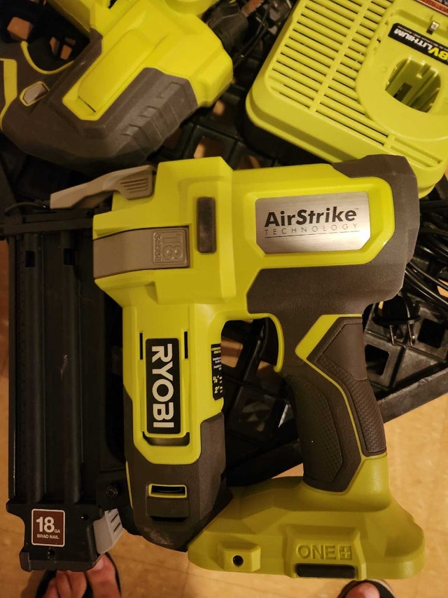Ryobi 18V ONE+ AirStrike 18-Gauge Brad Nailer - photo 4