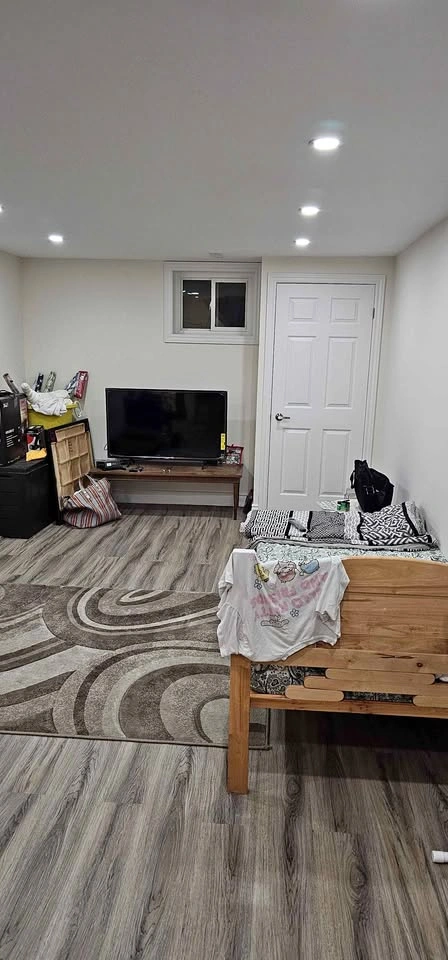 1 Bed 1 Bath - House