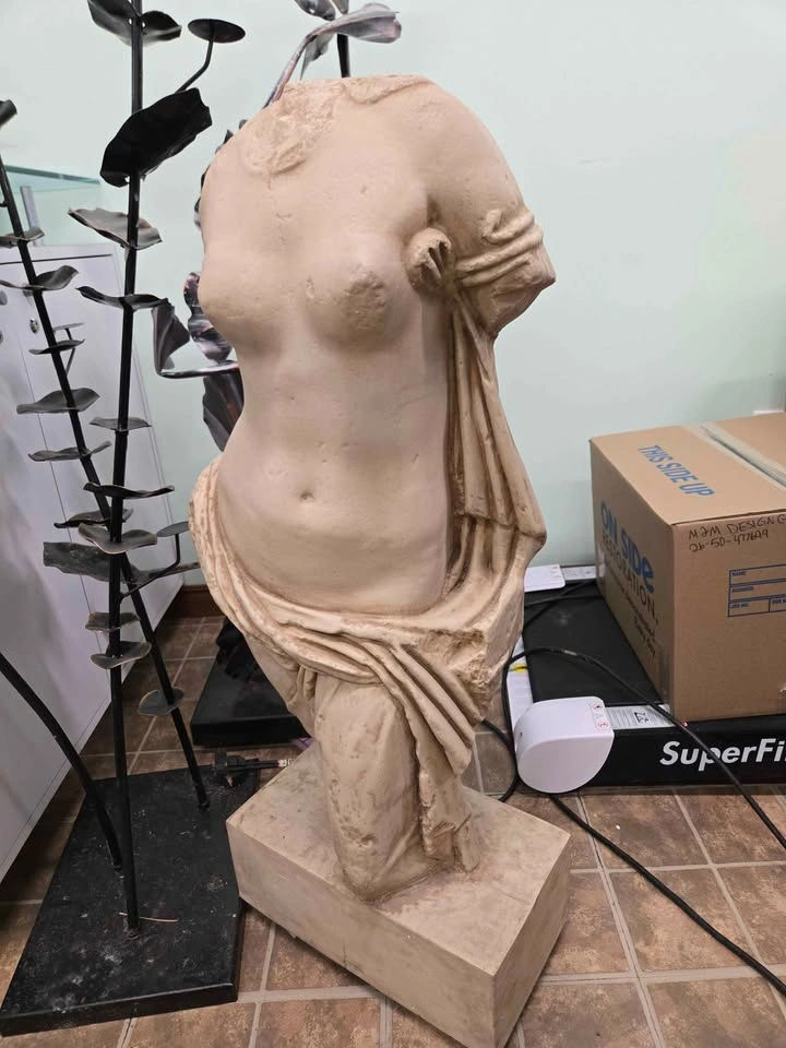 Classical Venus de Milo Style Female Torso Sculpture - photo 3