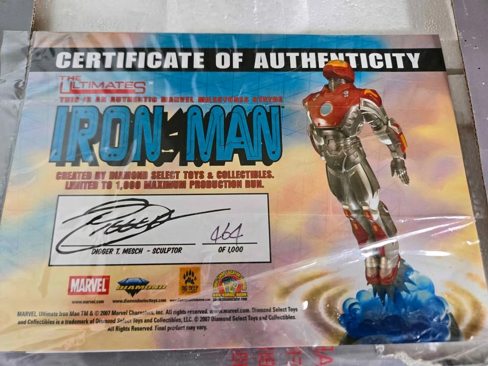 BRAND NEW Diamond Select Toys Marvel Milestones Iron Man Statue - photo 2