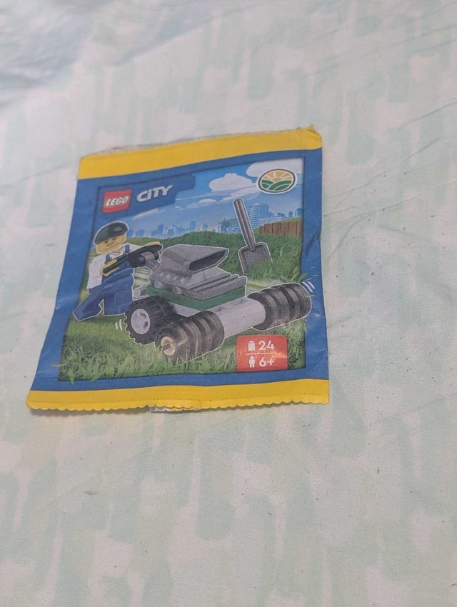 LEGO City Lawn Mower Polybag