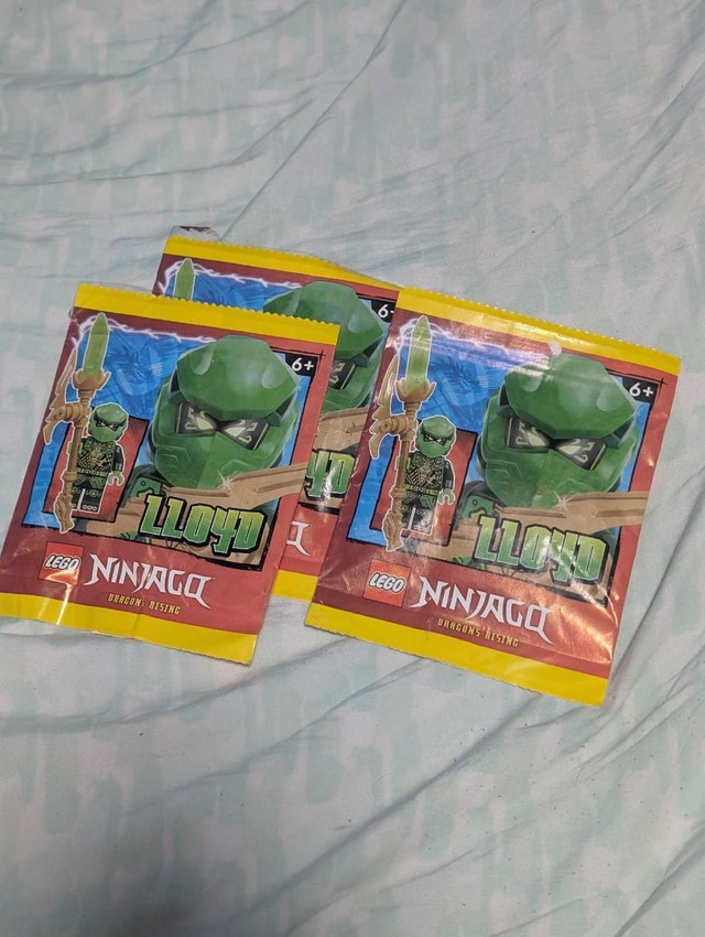 LEGO Ninjago Dragons Rising Lloyd Minifigure Foil Pack
