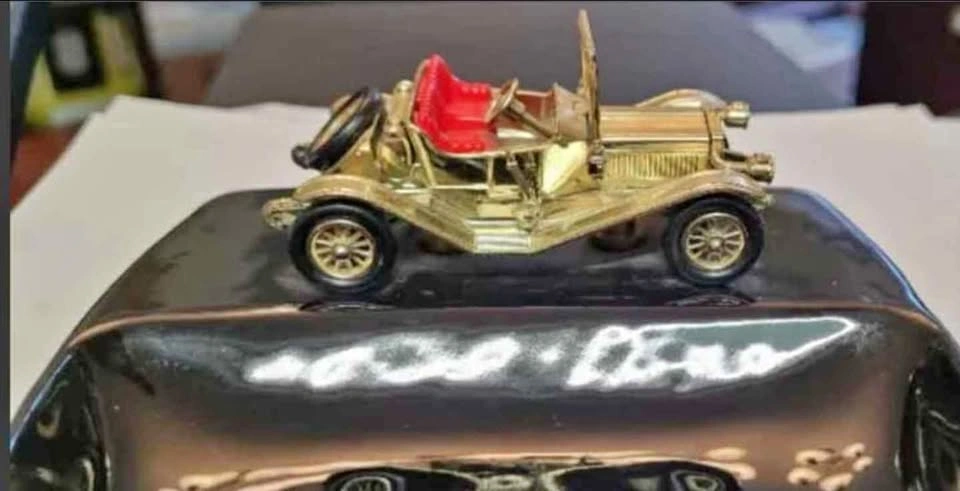 Matchbox Lesney ashtray RARE Lesney 1960s