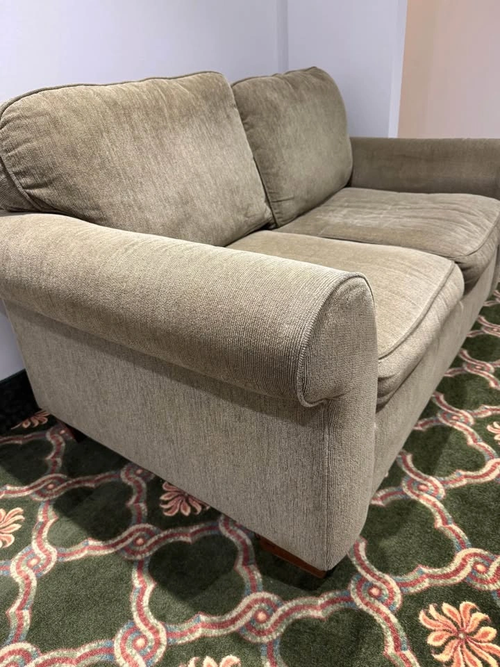 2-Seater Fabric Loveseat / Couch - photo 4