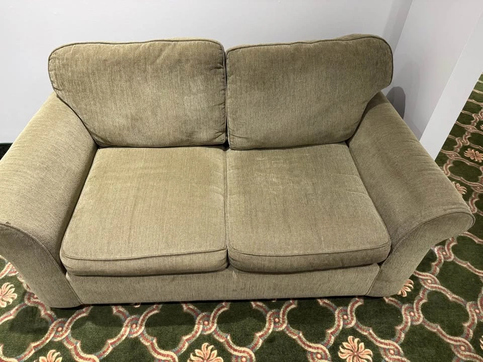 2-Seater Fabric Loveseat / Couch - photo 5