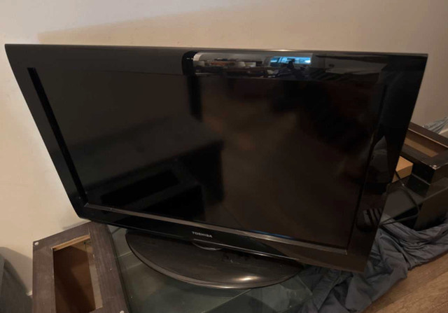 Toshiba TV 32"
