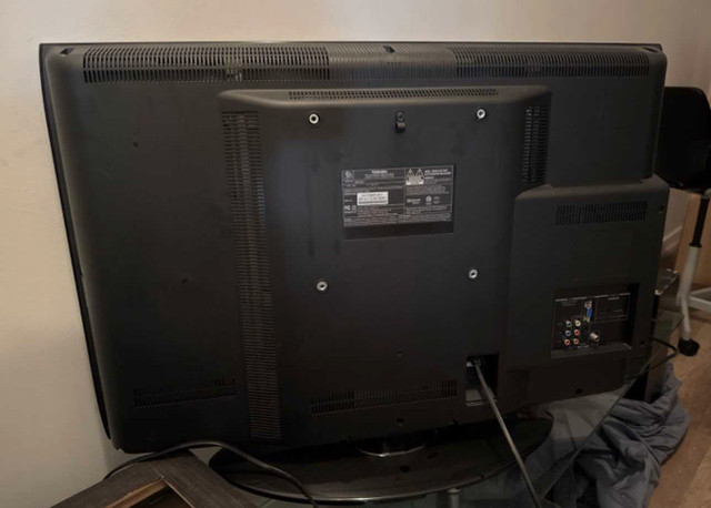 Toshiba TV 32" - photo 3