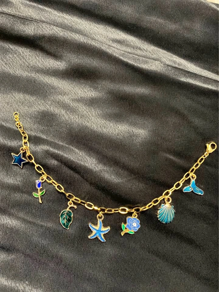 Charm Bracelet - Custom Charm Necklaces and Bracelets