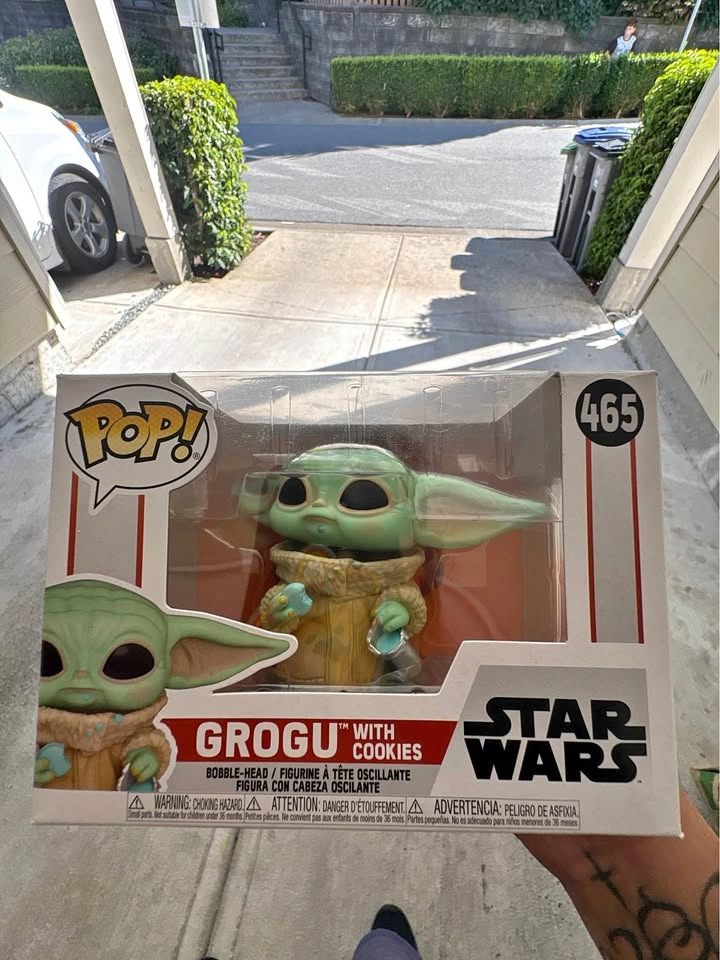 Funko Pop! Star Wars Grogu with Cookies #465
