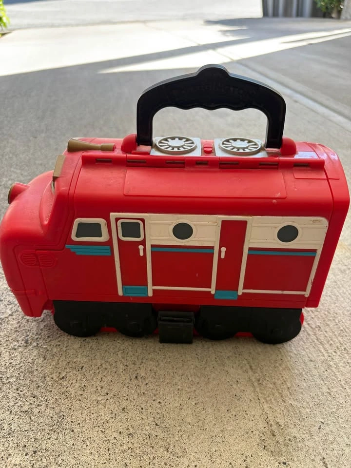 Chuggington Wilson Carry Case with Toy Cars - photo 2
